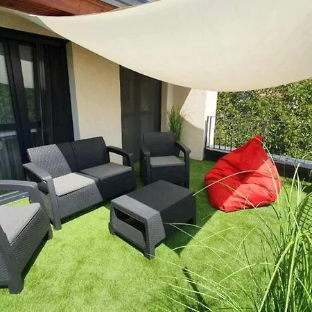 Sun Terrace Mini Penthouse Bestern Apartment *