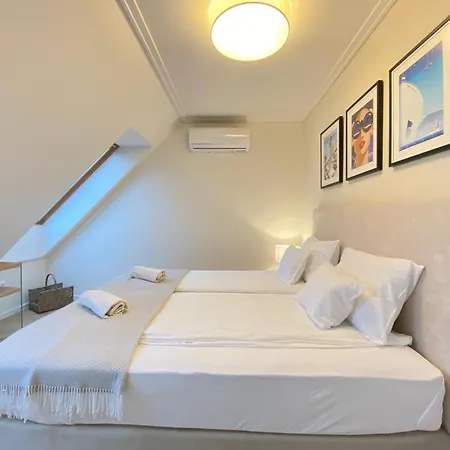 Sun Terrace Mini Penthouse Bestern セゲド