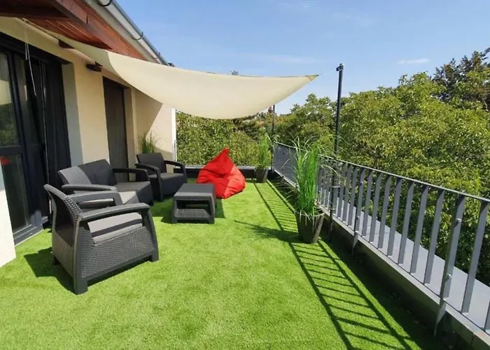 Sun Terrace Mini Penthouse Bestern